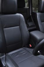 Mitsubishi Shogun Black 2012 года (UK)